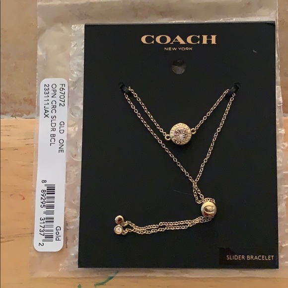 Coach Open Circle Gold Slider Bracelet. - Picture 3 of 5